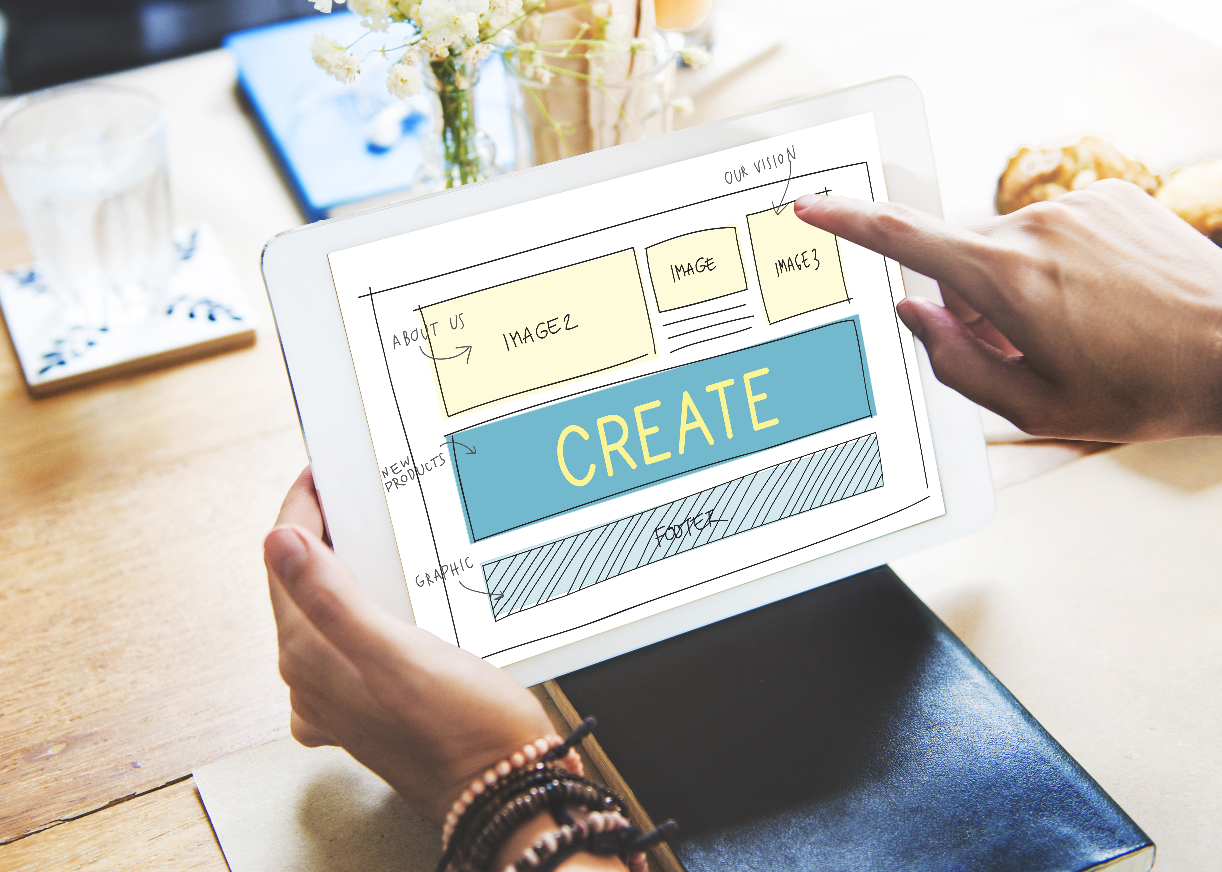 The Differences between UX Design(UX) and User Interface (UI) Design